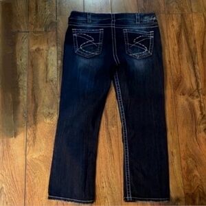 Silver Jeans Women's Dark Blue Cropped Ankle Jeans